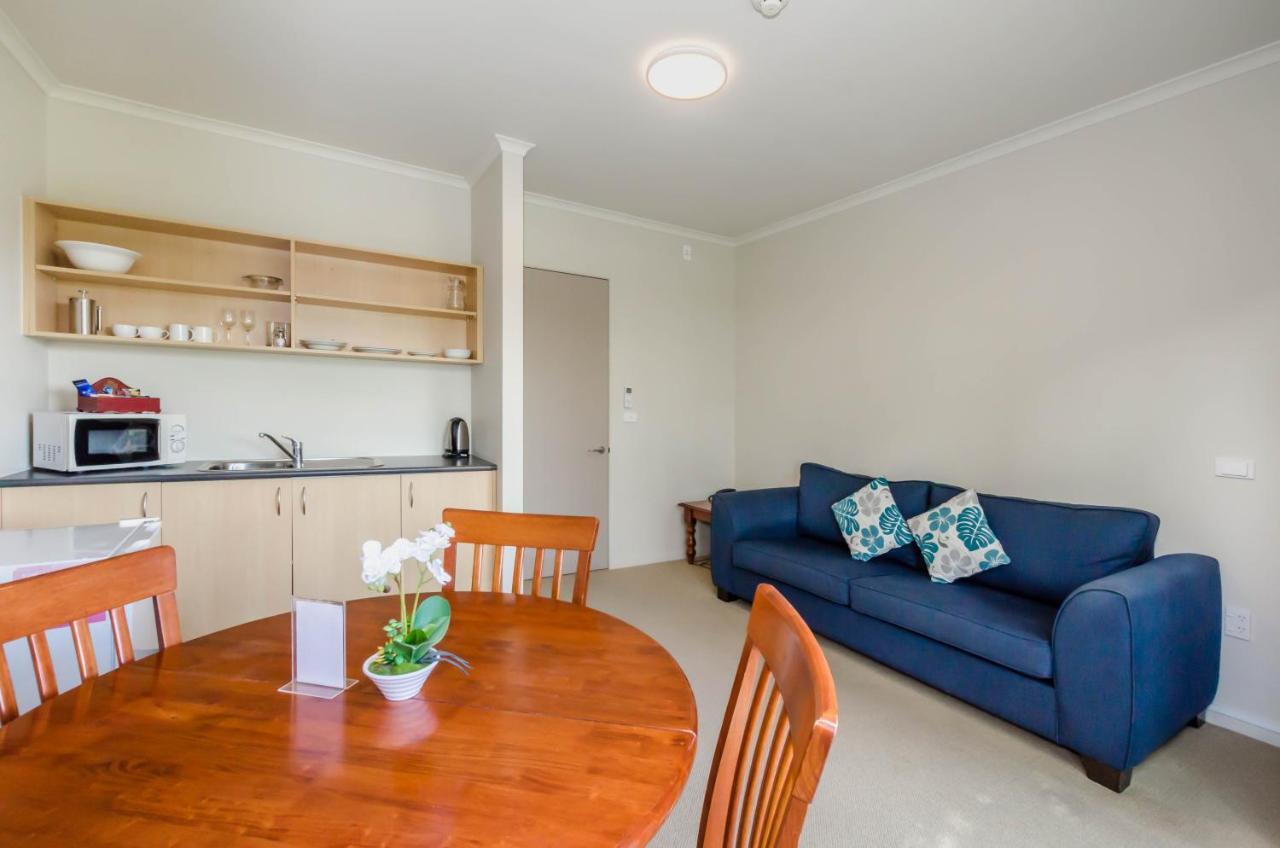 Aparthotel Raumati Sands 4*