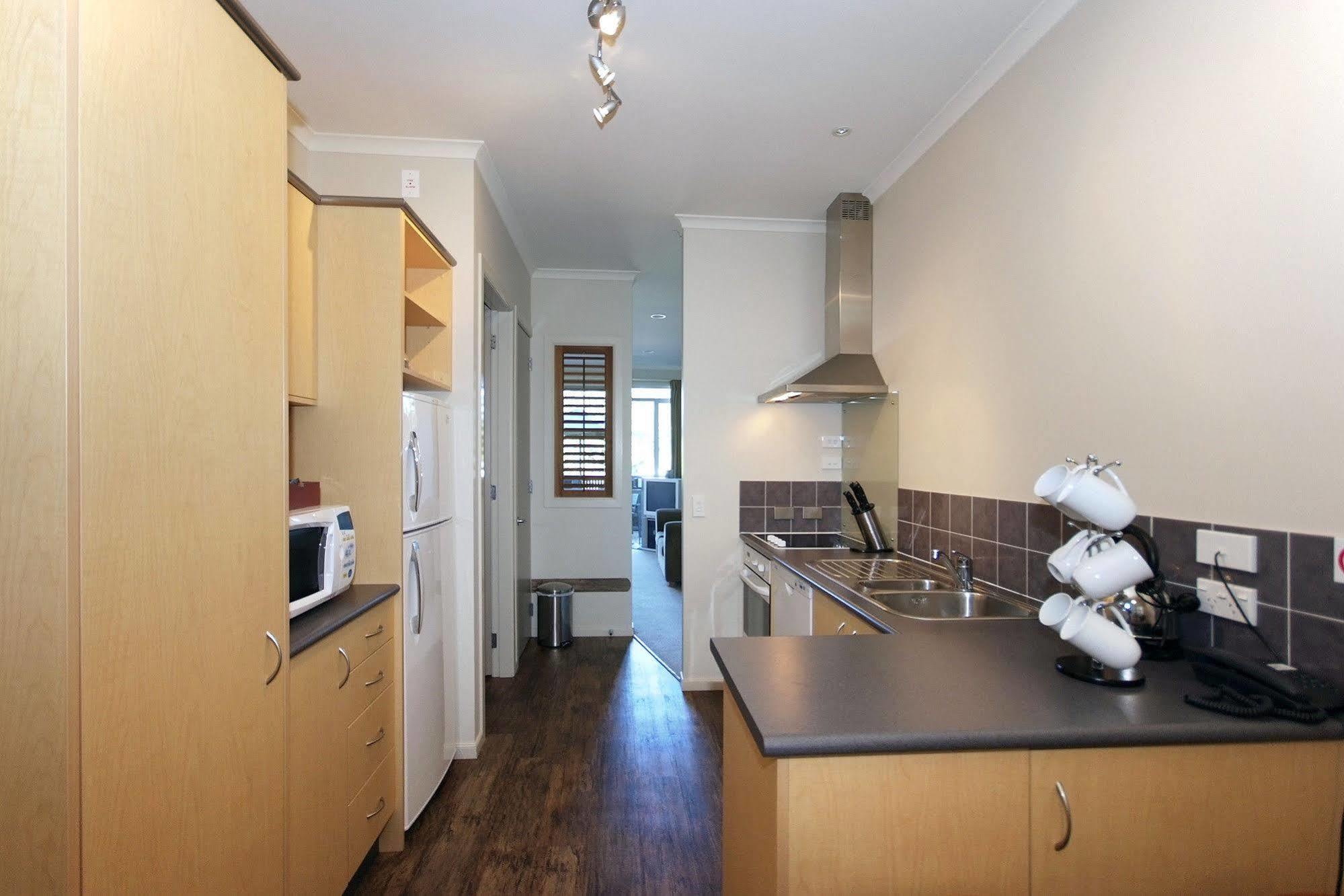 Raumati Sands 4*